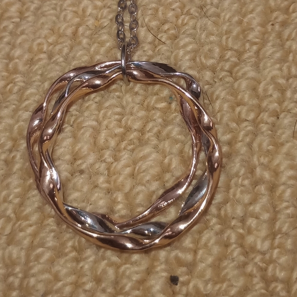 🎁💜5/$10 PAPARAZZI JEWELRY SET - Picture 2 of 5